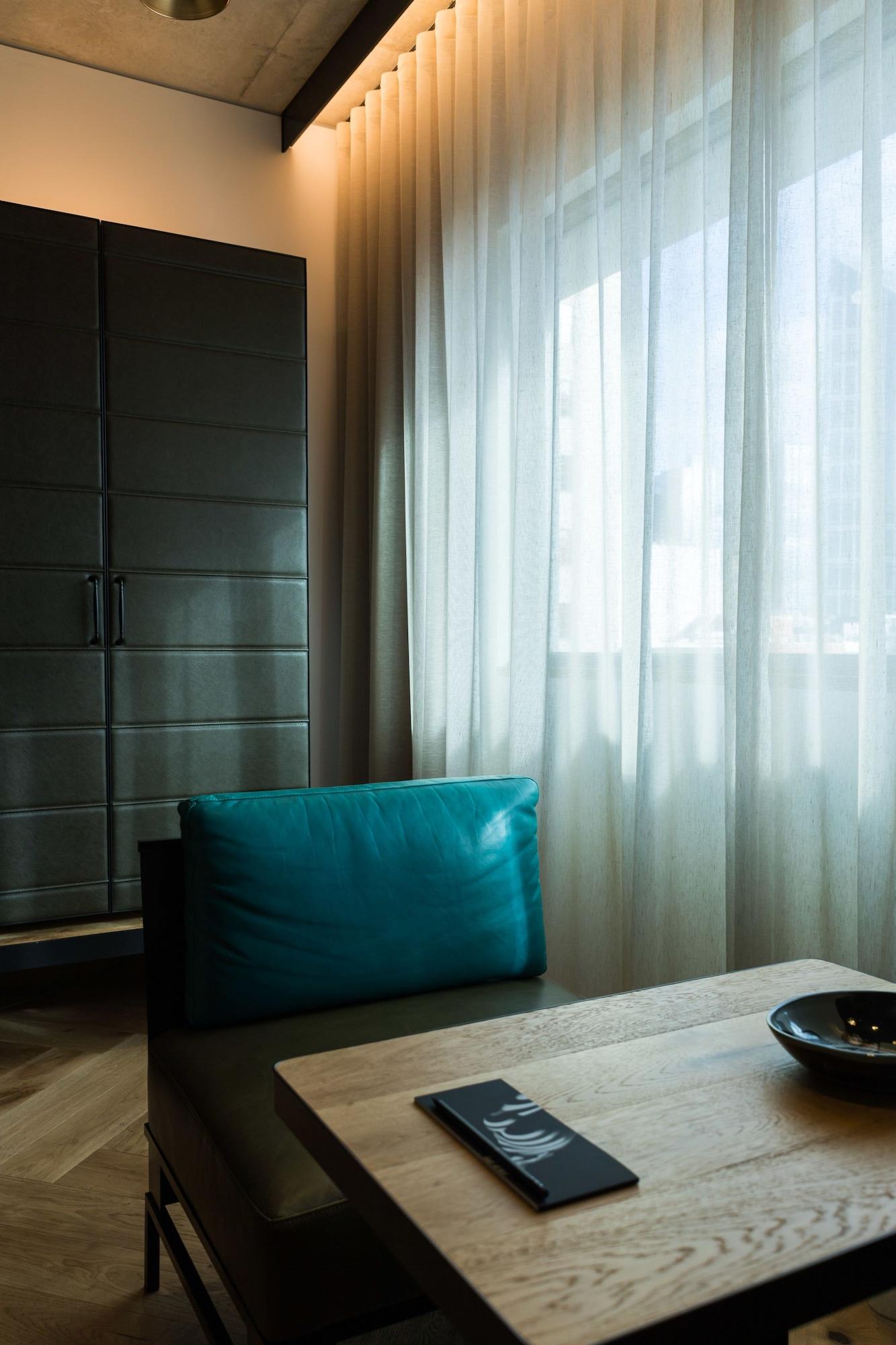 Qt Melbourne Hotel Екстериор снимка A sheer curtain