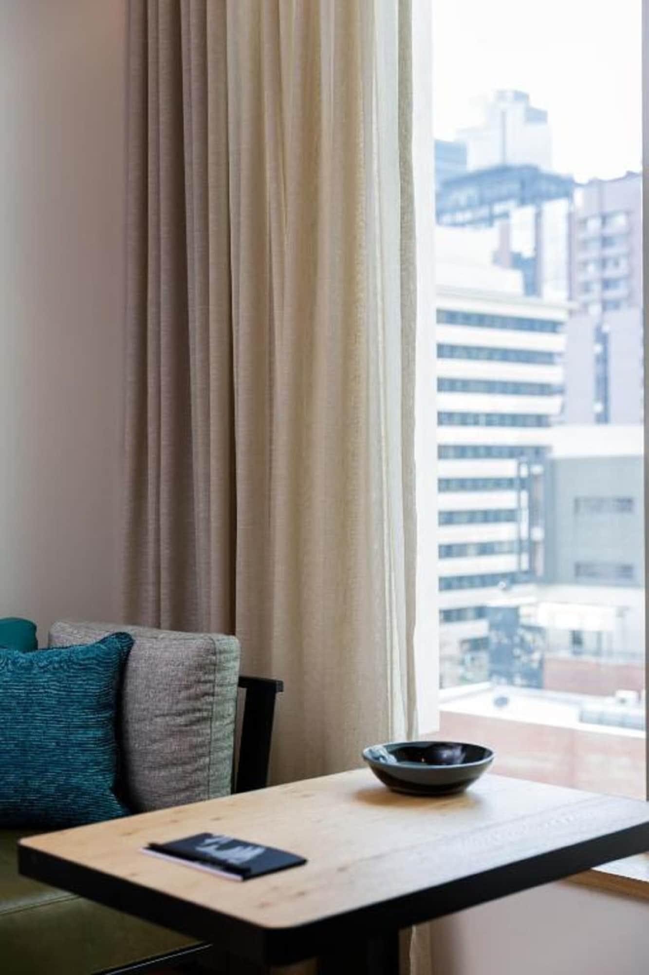 Qt Melbourne Hotel Екстериор снимка A curtain