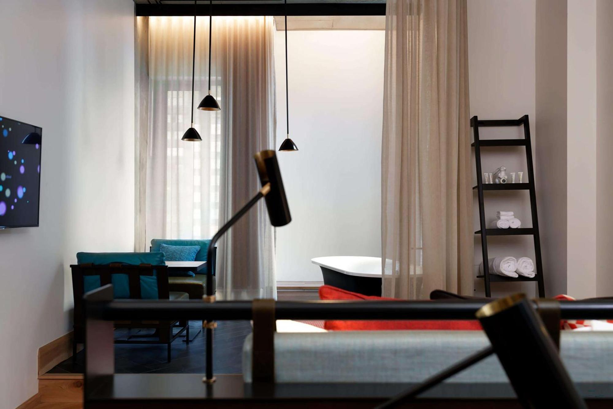 Qt Melbourne Hotel Екстериор снимка A suite at the hotel