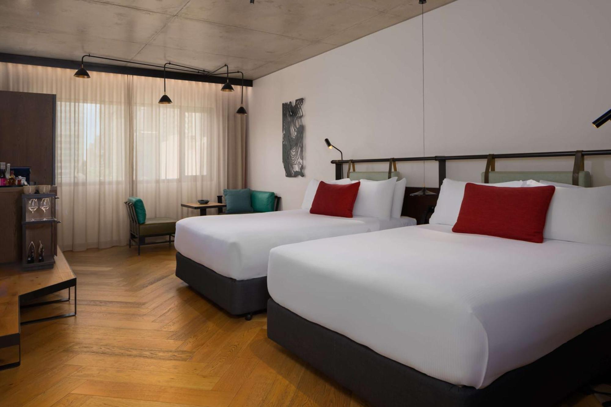 Qt Melbourne Hotel Екстериор снимка A room at the hotel